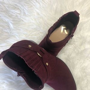Report Women’s Ankle Boots.